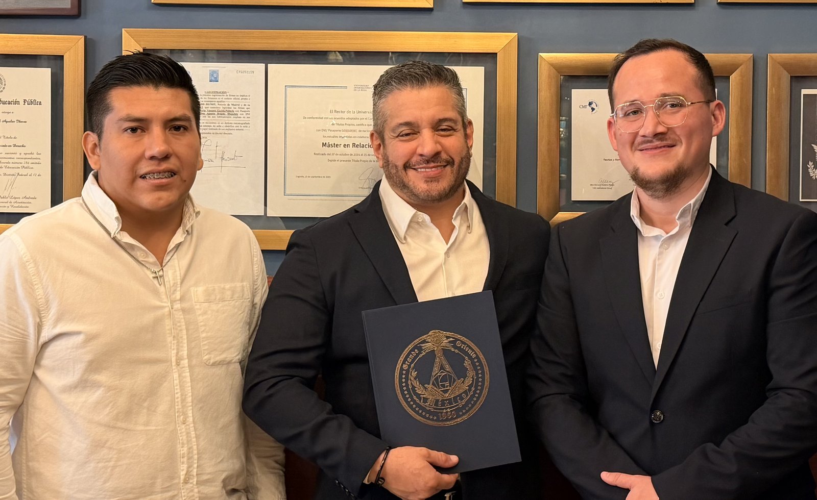 El Colegio Nacional de Fedatarios Públicos suscribe convenio de colaboración con el Grande Oriente de México